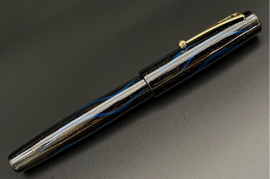 都内で Namiki Aya Seiryu Limpid Stream Fountain Pen 茶